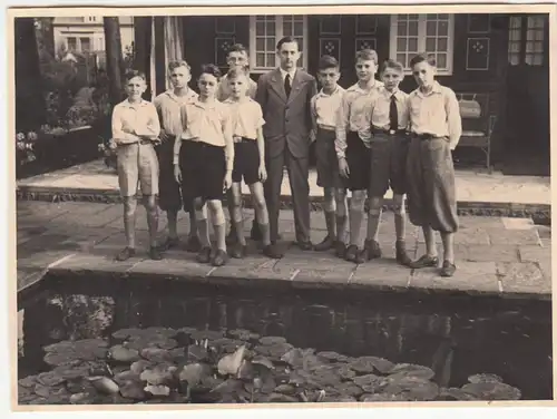 (F23543) Orig. Foto Glienicke, Kinder im Garten vom Landhaus Rasteck 1936