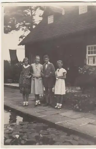 (F23540) Orig. Foto Glienicke / Nordbahn, Kinder am Landhaus Rasteck 1935