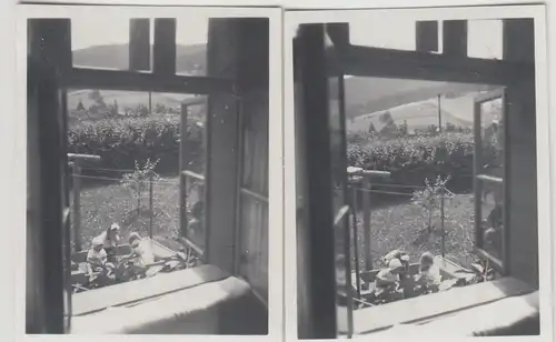 (F23264) 2x Orig. Foto Blick a. Fenster a. spielende Kinder, Würbenthal 1936
