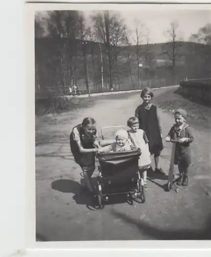 (F23154) Orig. Mini-Foto Kinder m. Roller u. Kinderwagen i. Würbenthal 1934