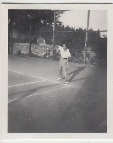 (F23112) Orig. Mini-Foto Tennisspieler a. Platz i. Würbenthal 1933