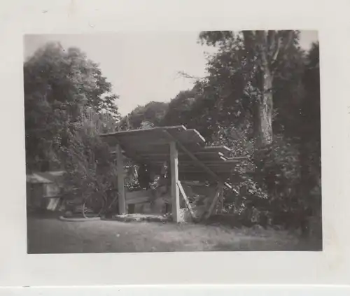 (F22842) Orig. Mini-Foto Würbenthal, Bau am Wehr, Materialhütte 1932