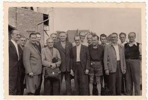 (F22811) Orig. Foto Chor Görlitz, Arbeitseinsatz in der Stadtziegelei 1958