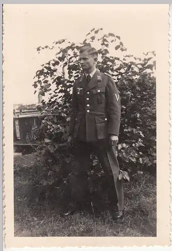 (F22716) Orig. Foto deutscher Soldat Luftwaffe a. Görlitz 1942