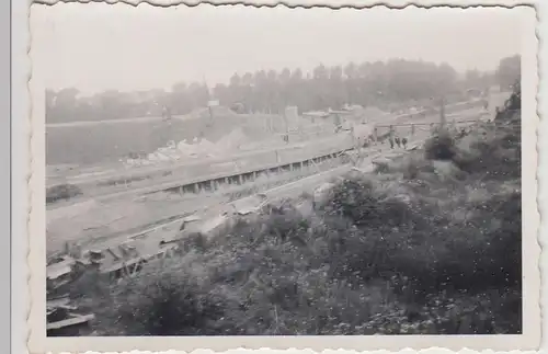 (F22700) Orig. Foto 2.WK Belgien, Wiederaufbau e. gesprengten Brücke 1940