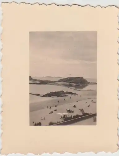 (F22256) Orig. Foto Strand von St. Malo 1940