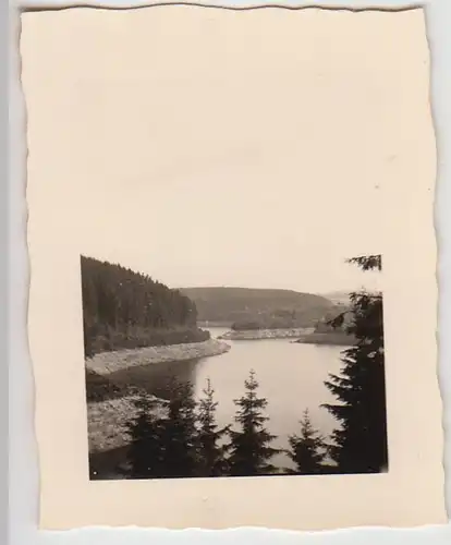 (F22178) Orig. Mini-Foto Stausee Bütgenbach 1940