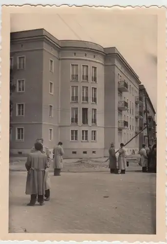 (F21986) Orig. Foto Halberstadt, Wohnhausecke 1950er
