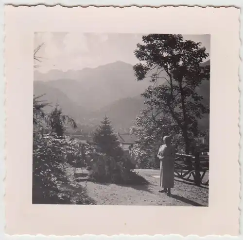 (F21892) Orig. Foto Bad Reichenhall, Frau im Freien 1938