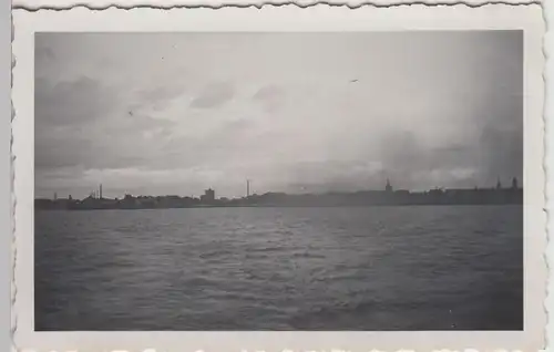 (F21601) Orig. Foto Bremerhaven, Panorama vom Fährschiff 1933