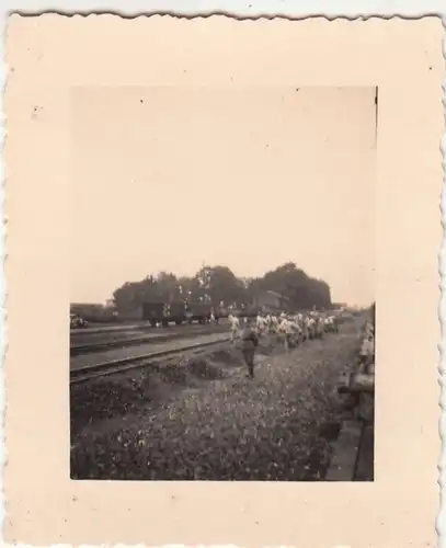 (F21425) Orig. Foto deutsche Soldaten beim Gleisbau 1938