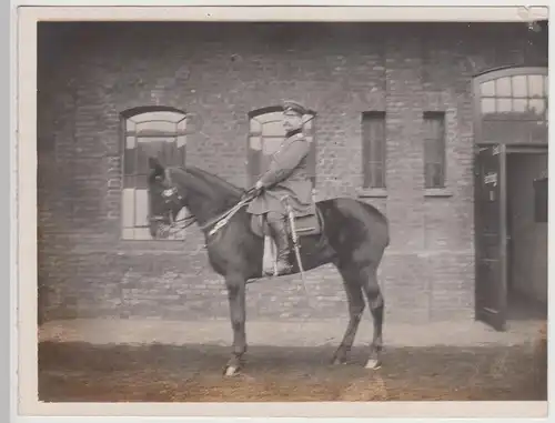 (F21149) Orig. Foto deutscher Soldat hoch zu Pferd 1910er