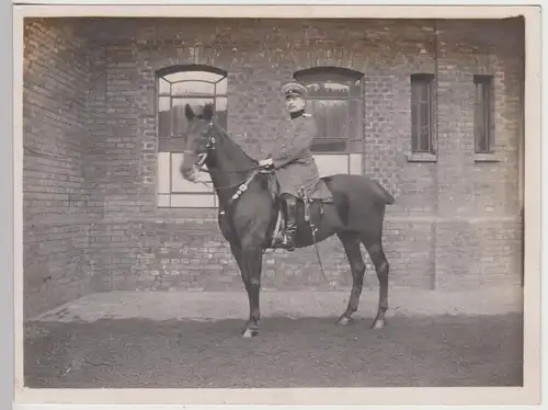 (F21148) Orig. Foto deutscher Soldat hoch zu Pferd 1910er