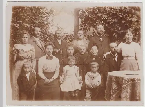 (F21075) Orig. Foto Gruppenbild im Garten 1910er