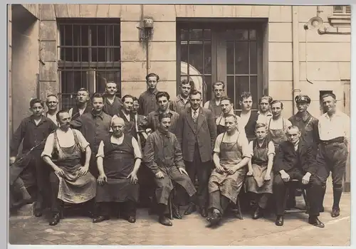 (F21068) Orig. Foto Berlin Schöneberg, Mitarbeiter v. Sporthaus Jordan 1928