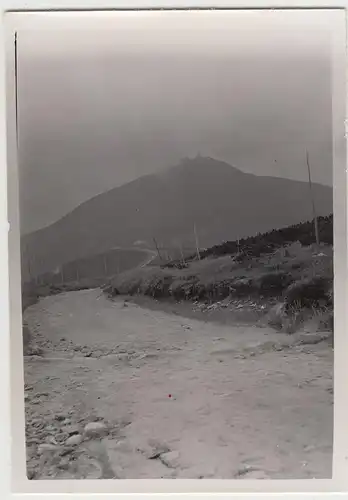 (F21040) Orig. Foto Blick zur Schneekoppe bei Nebel 1938