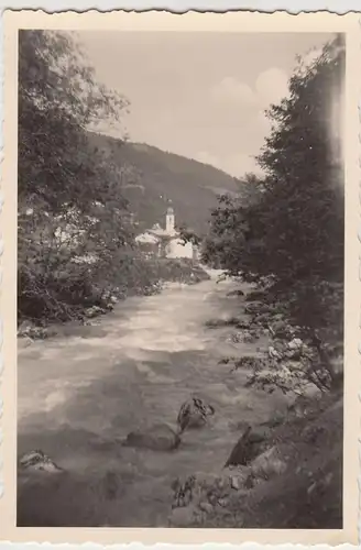 (F20875) Orig. Foto Ramsau, Blick über Bach zur Kirche 1956