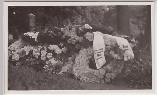 (F20862) Orig. Foto Friedhof Celle, neues Grab 1940er