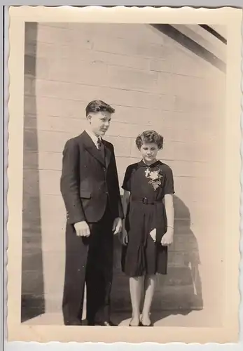 (F20806) Or. Foto Geschwister Jürgen u. Uta Hügel, Konfirmation in Stuttgart '53