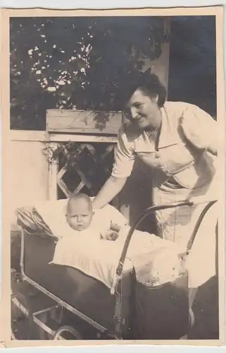 (F20799) Orig. Foto Frau mit Kind Jürgen Hügel, Kinderwagen 1937