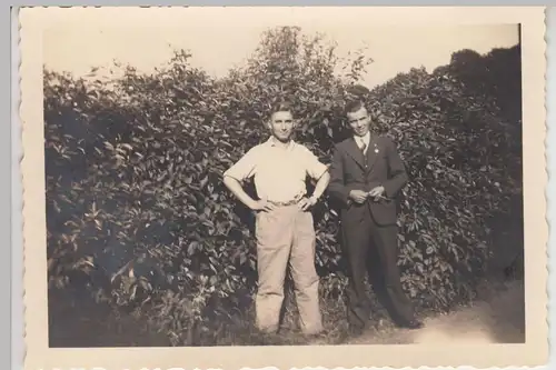 (F20760) Orig. Foto junge Männer im Freien 1936