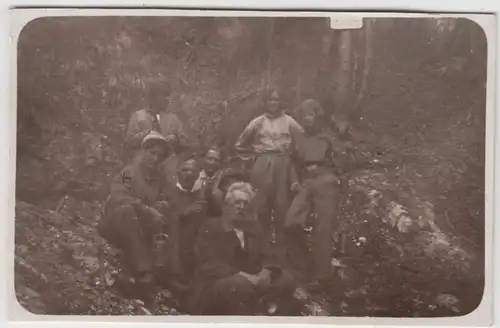 (F20756) Orig. Foto Personen an der Gassel-Tropfsteinhöhle 1935