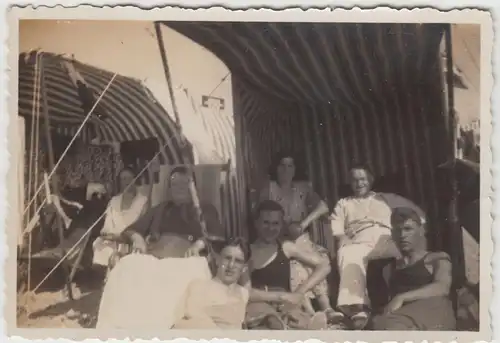 (F20713) Orig. Foto Katwijk aan Zee, Personen am Strand 1932