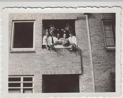 (F20710) Orig. Foto Leiden, Personen auf dem Balkon 1932, Merelstraat 42