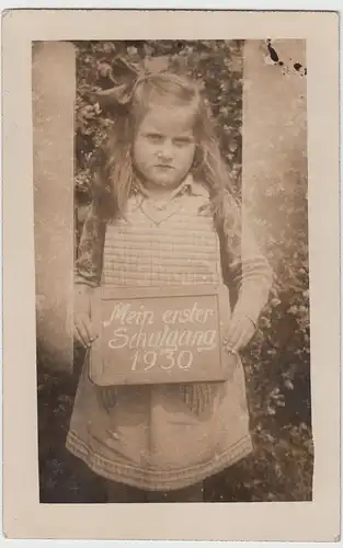 (F20679) Orig. Foto Mädchen Ilse Jakob am ersten Schultag 1930