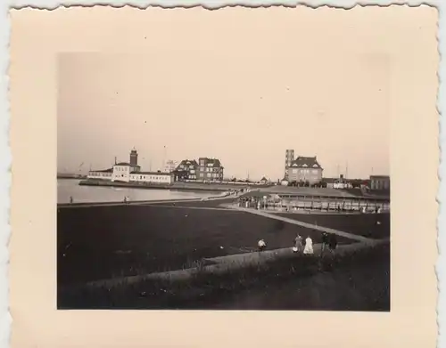 (F20663) Orig. Foto Cuxhaven, Panorama mit Leuchtturm 1936