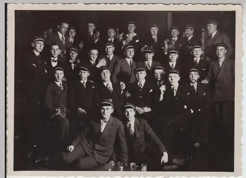 (F20463) Orig. Foto Diepholz, Studenten im Hotel Zum Grafen (Lohkamp) 1931