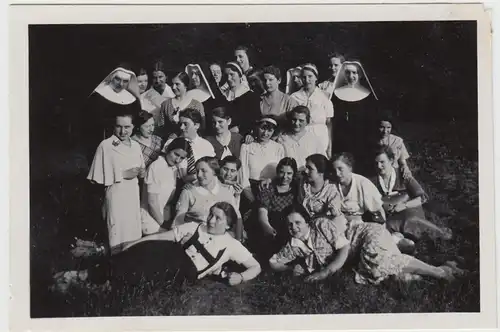 (F20390) Orig. Foto Gruppenbild Frauen, Schwestern, Nonnen 1935