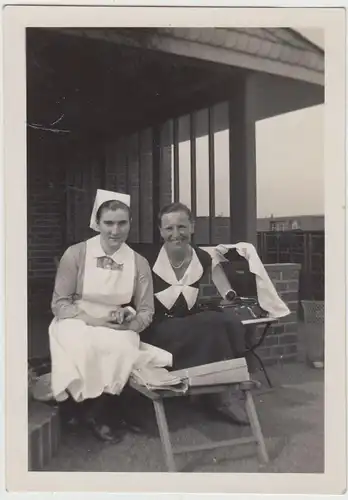 (F20353) Orig. Foto Berlin, Schwestern a. Dach d. Franziskus-Krankenhaus 1930er