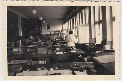(F19751) Orig. Foto Firma >Backdie< Nürnberg, Großraum-Büro 1940