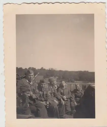 (F19431) Orig. Foto deutsche Soldaten im Freien 1930/40er
