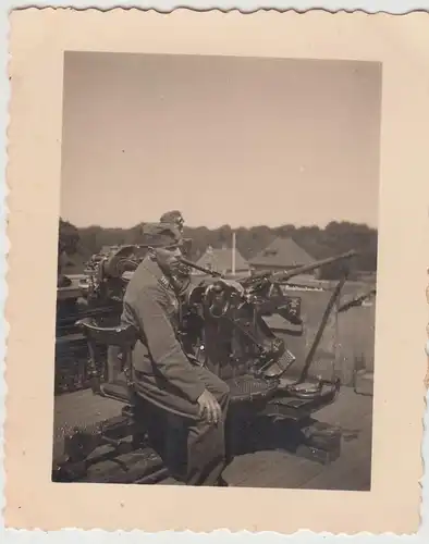 (F19429) Orig. Foto deutscher Soldat am MG-Stand 1930/40er