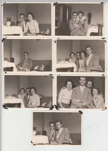 (F19333) 7x Orig. Foto Personen in einer Hamburger Wohnung 1957