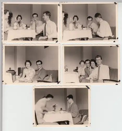 (F19325) 5x Orig. Foto Personen zu Hause am Kaffeetisch 1957