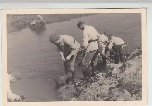 (F19078) Orig. Foto Männer vom R.A.D.-Lager Dietzhausen am Wasser 1939