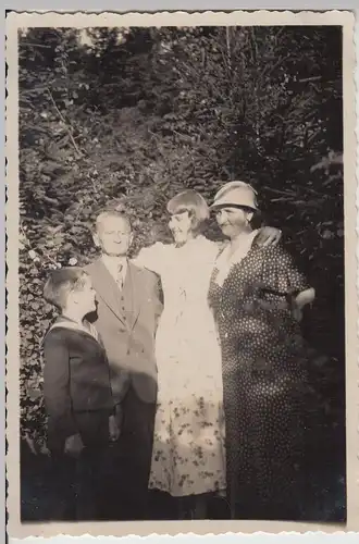 (F18948) Orig. Foto Personen im Freien, Spaziergang in Hannover 1933