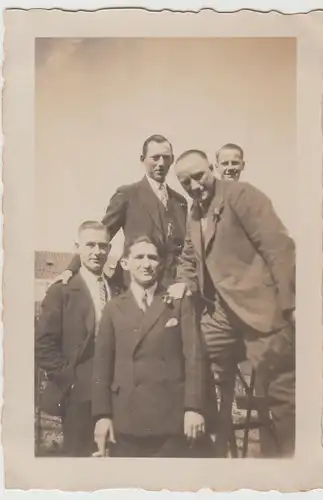 (F18923) Orig. Foto junge Männer im Freien 1930er