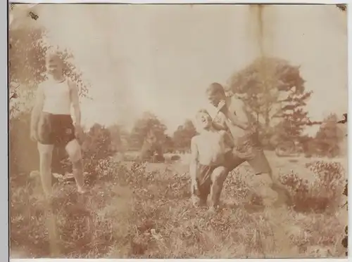 (F18804) Orig. Foto Jugendliche i. Freien -stellen Mord nach-, Mellendorf 1928