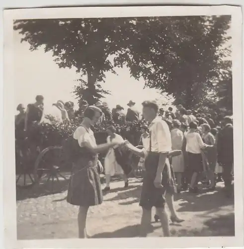 (F18798) Orig. Foto Jugendliche im Freien, Lagerleben G.D.A. 1928