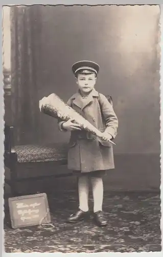 (F18781) Orig. Foto kleiner Junge mit Zuckertüte, Schulanfang Hannover 1928