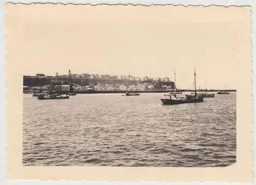 (F18741) Orig. Foto Helgoland, Insel, Schiffe 1938