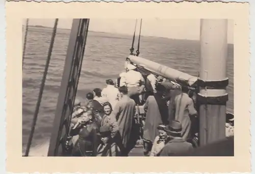 (F18734) Orig. Foto Personen auf dem Schiff, Fahrt nach Helgoland 1938