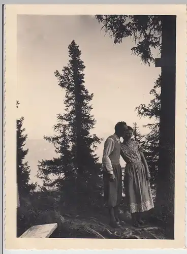 (F18686) Orig. Foto Beatenberg, Paar am Känzeli 1935
