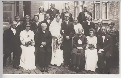 (F18679) Orig. Foto Hochzeit, Gäste im >Herzog Christoph< Stuttgart 14.9.1935