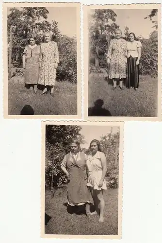 (F18623) 3x Orig. Foto Frauen stehen im Garten 1939