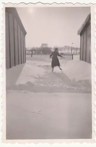 (F18562) Orig. Foto R.A.D.-Lager Karstädt (Prignitz), Lagerführerin Roitsch 1940